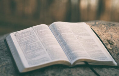 Étude approfondie de la Bible
